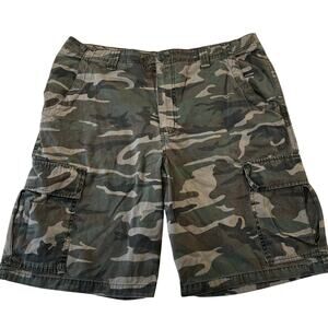Bugle Boy vintage Camo cargo shorts men’s size 38